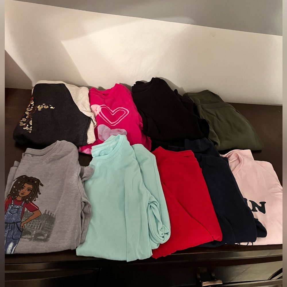 Bundle of long sleeve shirts plan & some with pic.Last one (say cousin crew)